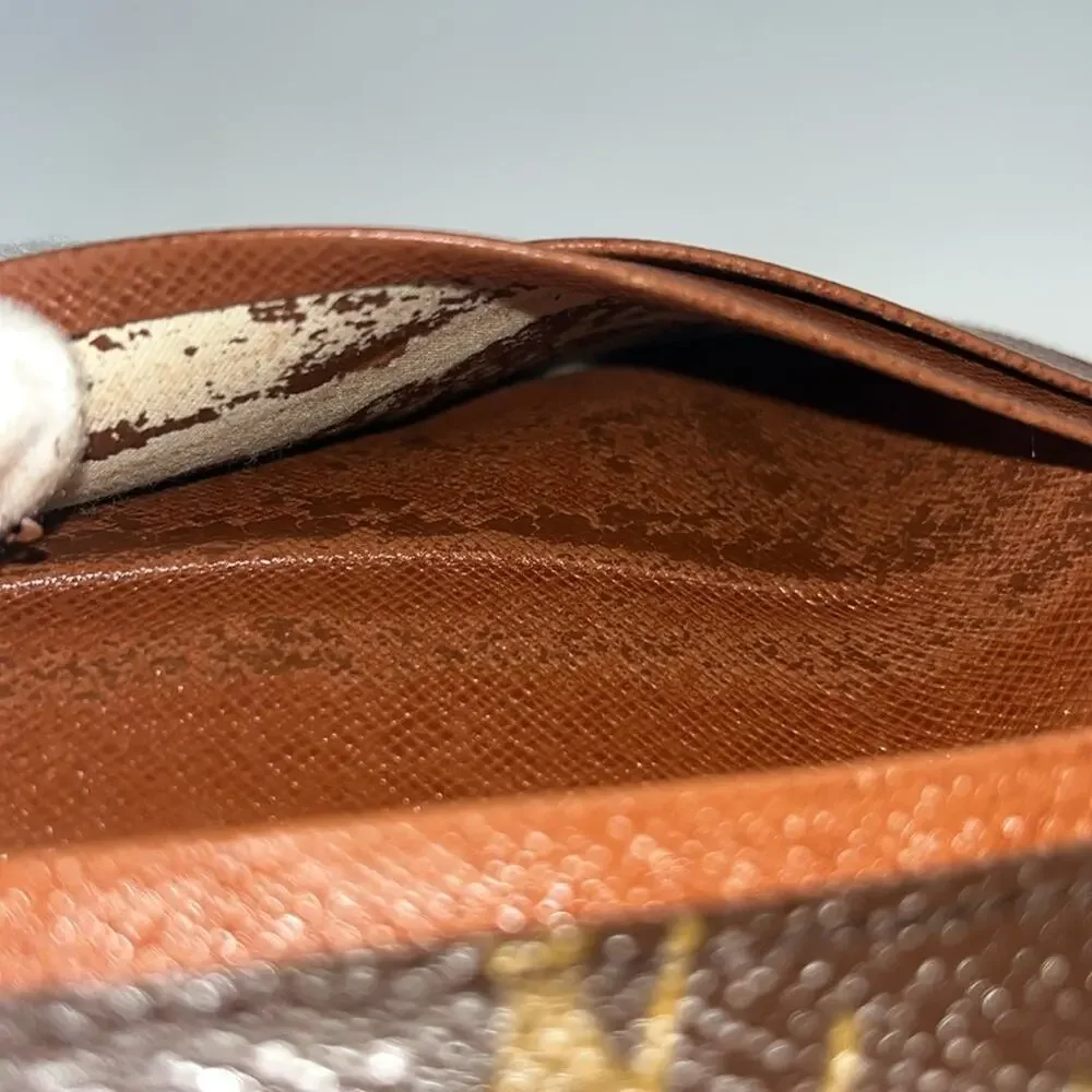 Vintage Louis Vuitton Monogram‎ Bi-Fold Wallet